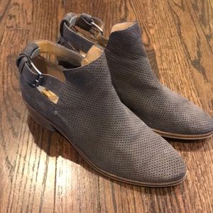 Dolce vita ankle booties